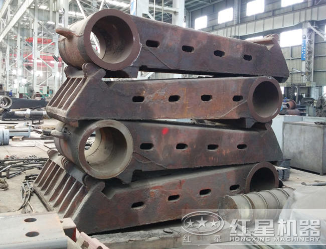 PE1200×1500顎式破碎機(jī)動顎