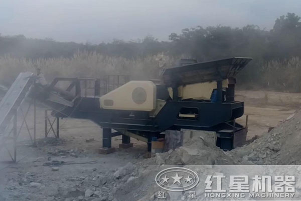 顎式移動(dòng)破碎機(jī)用來(lái)生產(chǎn)石子