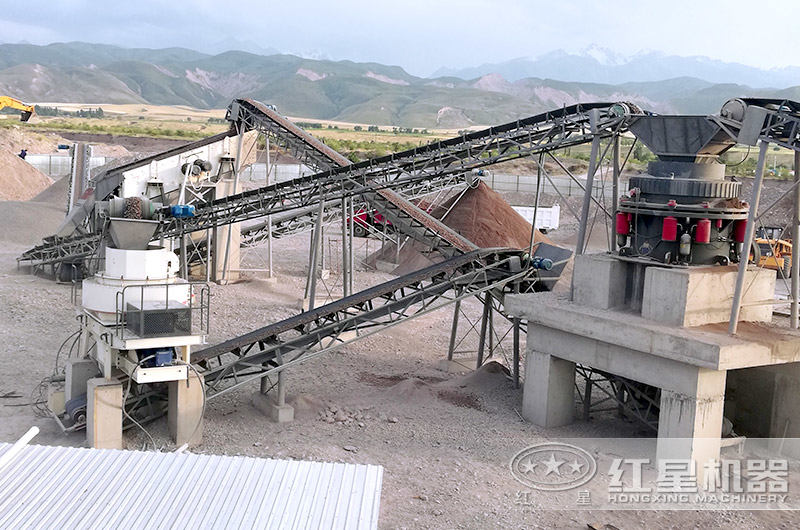 吉爾吉斯坦制沙現場