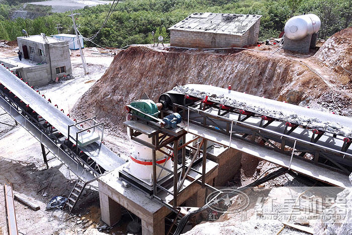 圓錐破碎機加工物料現場