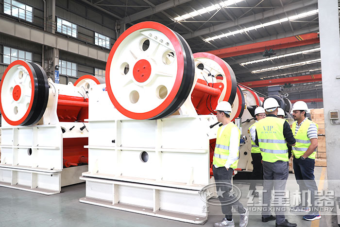 大型鄂式破碎機 大型鄂式破碎機