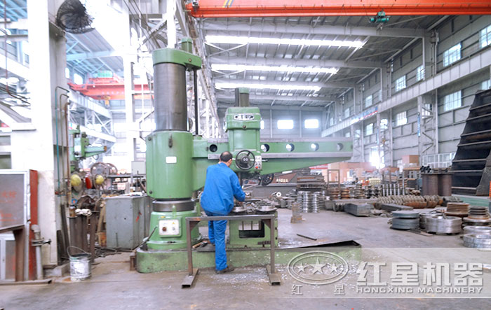 紅星機器生產(chǎn)車間 紅星機器生產(chǎn)車間