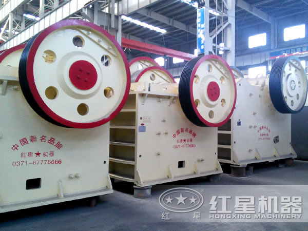 青石破碎加工設備